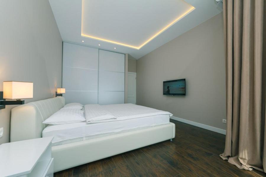 Квартира На Улице Деловая Kiev Extérieur photo