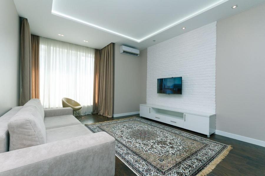 Квартира На Улице Деловая Kiev Extérieur photo