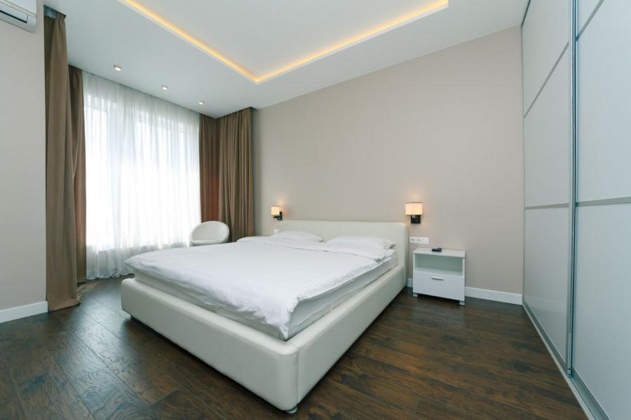Квартира На Улице Деловая Kiev Extérieur photo