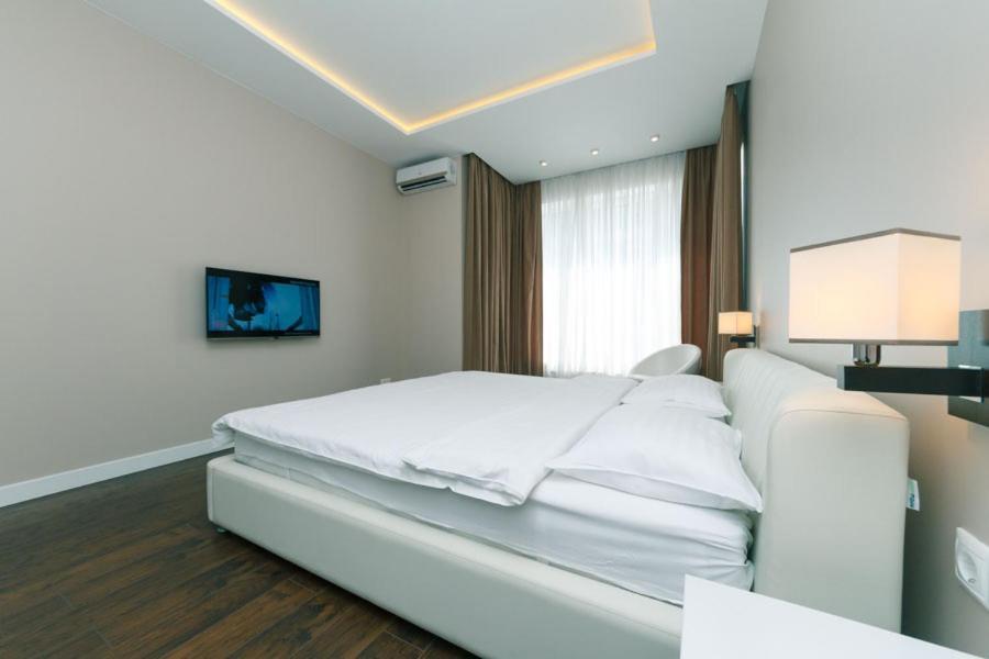Квартира На Улице Деловая Kiev Extérieur photo